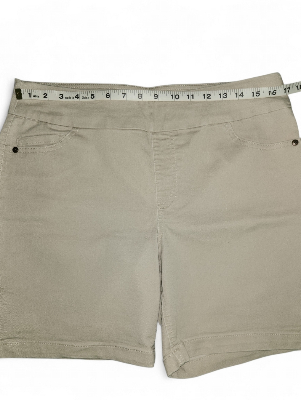 Liz Claiborne Pull On Stretch Shorts Size 12 - Picture 3 of 8